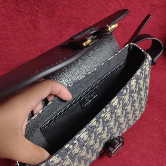 Dior Set Box, Authenticity Card,Dust Bag Included - Picture 4 of 9